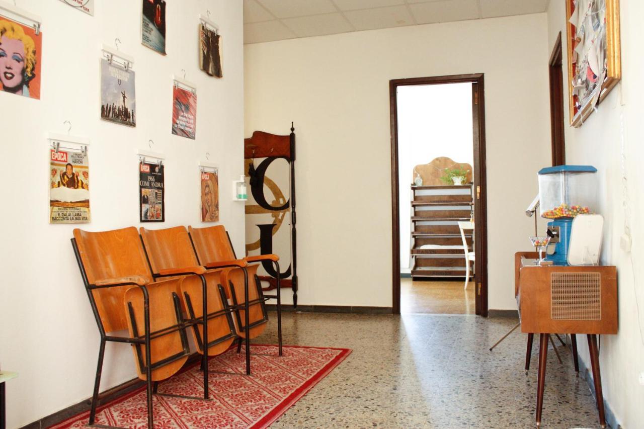 Buen Aire Hotel Cagliari Bagian luar foto